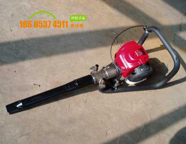 ZCD-300II型內(nèi)燃直動(dòng)式搗固機(jī)